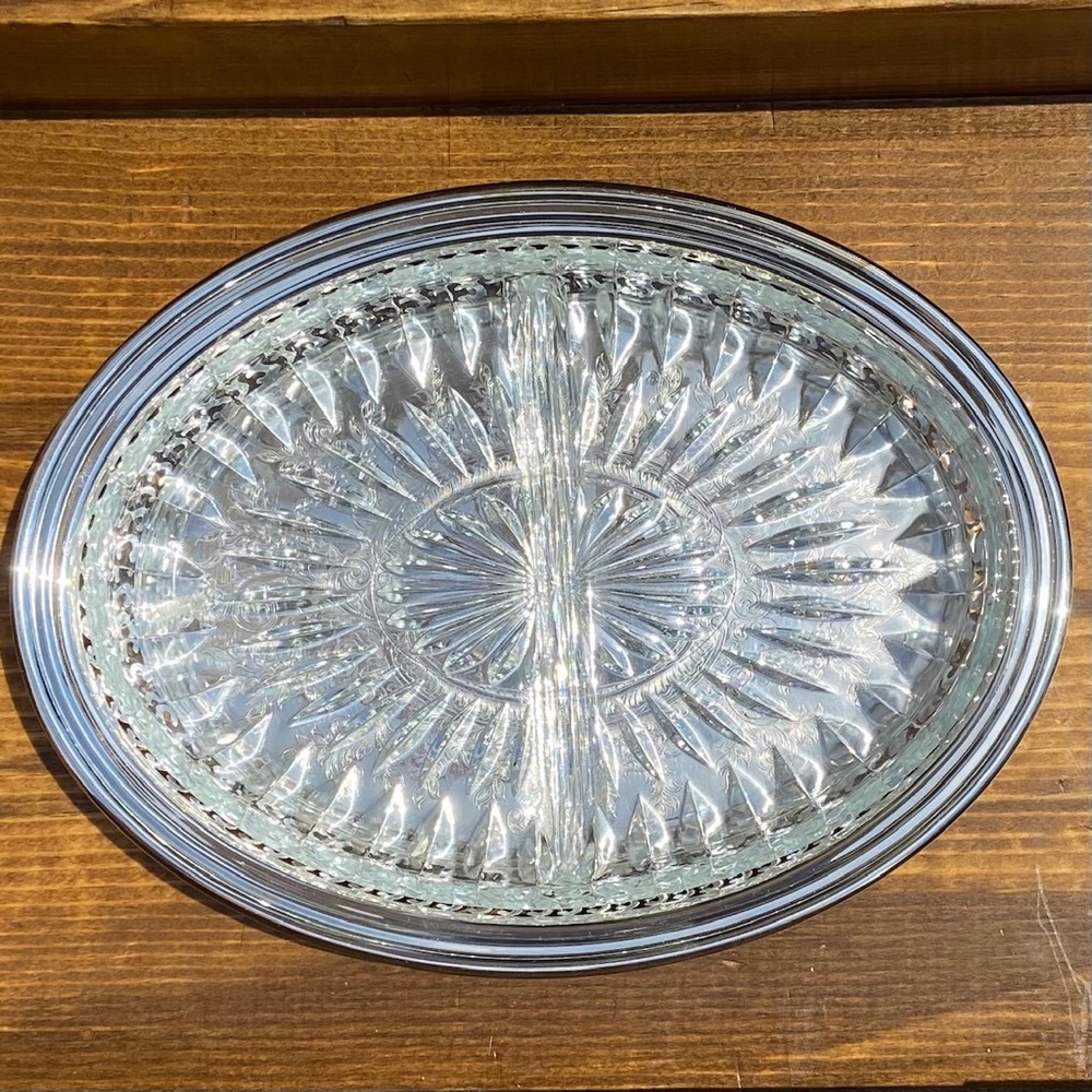 Oneida - Silver Glass Ridgewood Oval Gallery Tray - Picture 5 of 9